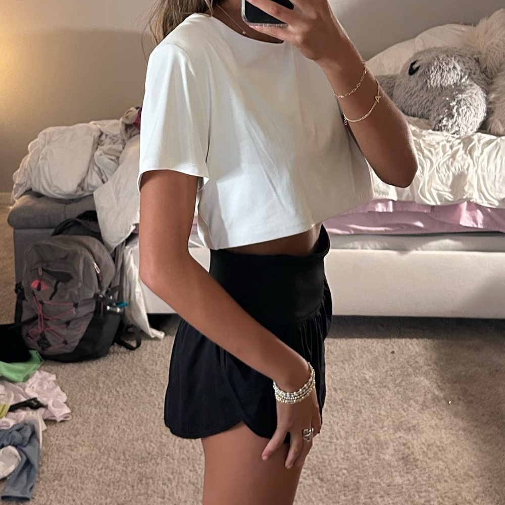 Super cute cropped white tee! size XL! - Picture 3 of 5